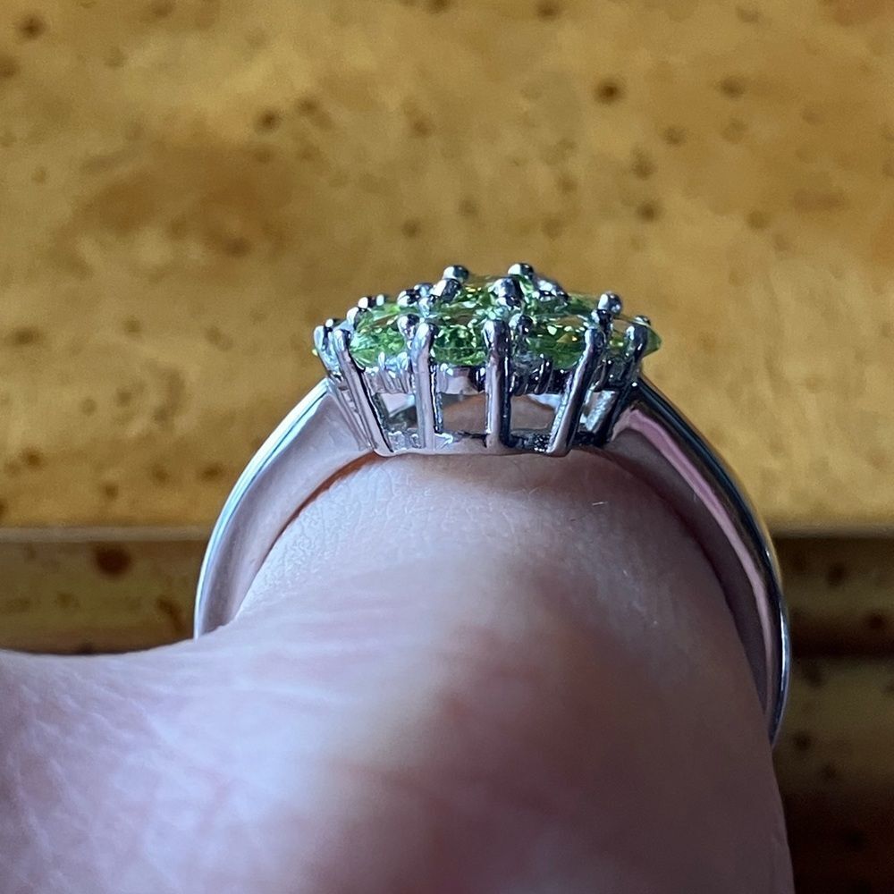 Natural Peridot Sterling Silver Ring Size 8.75 - Picture 2 of 10